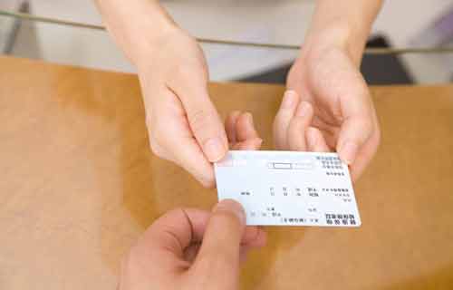 ハイブリットセラミックの一部は医療保険の適用になる